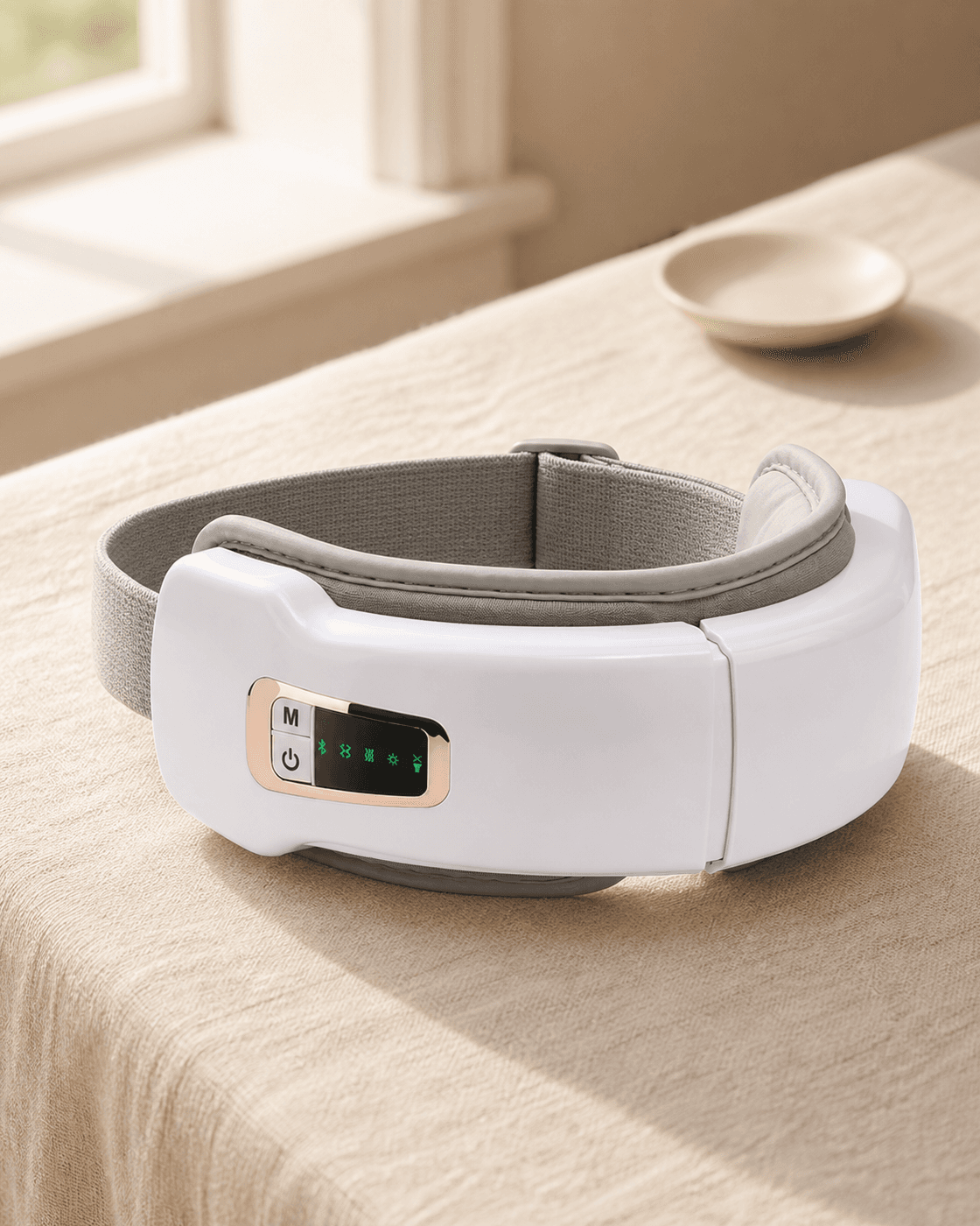 EyeRest Air Massager in Pearl